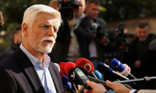 Český prezident Pavel pôjde budúci týždeň na políciu podať vysvetlenie k správam od Macinku