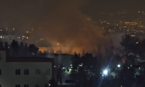 Hneď ako Irán odmietol požiadavky USA došlo v Teheráne k silnému výbuchu v budove generálneho štábu iránskych pozemných síl