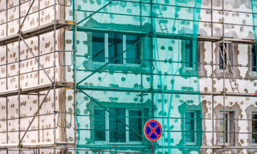 Nová zelená úsporám: Tisíce Čechů čekají na Macinku. Hrozí, že přijdou o slíbenou dotaci?