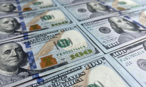 The Economist: Globálny finančný systém sa rúca, dolár sa stal „nebezpečným aktívom“