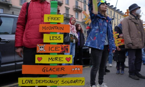 Osloboďte hory! Tisíce ľudí v Miláne protestovali proti zimným olympijským hrám