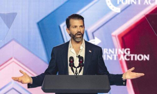 Odhadli svržení Madura, tipují den útoku na Írán. V miliardových sázkách jede i Trumpův syn