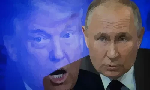 Malo by Rusko pomôcť Trumpovi ak sa bude „topiť“?