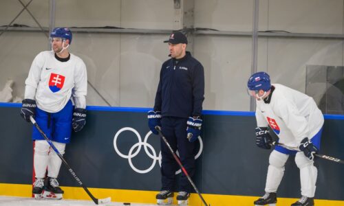 Tomáš Tatar na nezvyčajnej pozícii a smutný moment na tréningu. Peter Frühauf: Veľké ďakujeme