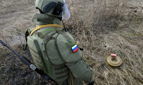 Svoboda za uniformu. Jak Rusko verbuje ženy ze Střední Asie do války proti Ukrajině?