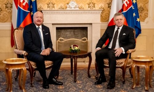 Fico privítal rakúskeho spolkového kancelára Christiana Stockera, pridal sa k nim aj Babiš – FOTO