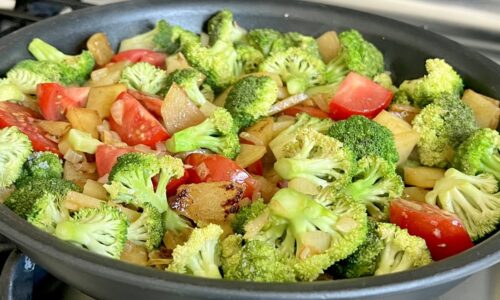 Ich habe noch nie so leckeren Brokkoli gegessen! Schnelles und einfaches Rezept!