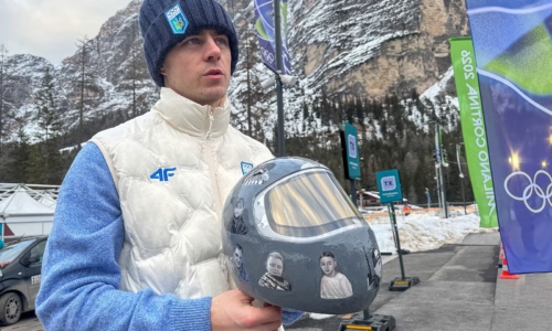 Ukrajinec sa hnevá na olympijský výbor: Zradili ste zabitých športovcov. V zakázanej helme nakoniec nastúpi