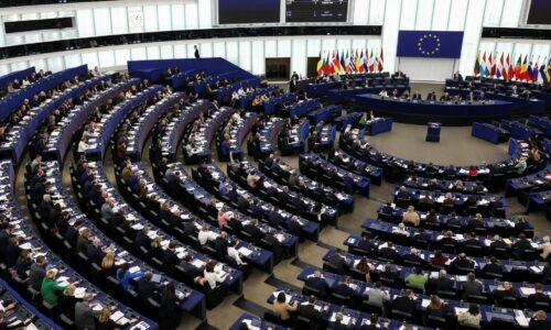 Europoslanci sa dohodli na spoločnom postoji k obchodnej dohode medzi EÚ a USA