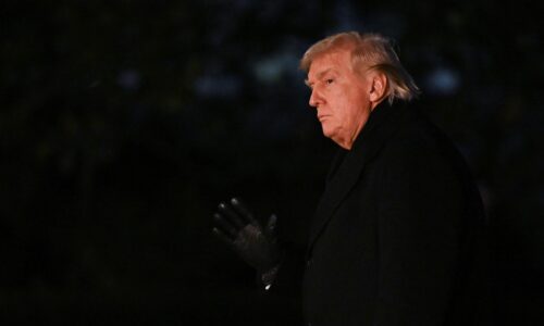 Axios: Trump zvažuje vyslať druhú lietadlovú loď na Blízky východ, ak rokovania s Iránom nebudú úspešné