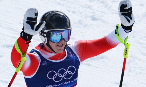 Olympiáde zatiaľ jednoznačne vládne Švajčiar Von Allmen. Vybojoval už tretie zlato