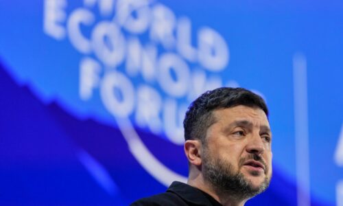 Ukrajina usporiada voľby, keď budú vytvorené bezpečnostné záruky a zavládne prímerie, povedal Zelenskyj