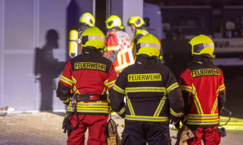 Požár výškového domu v Berlíně: Na místě je mnoho zraněných včetně dětí