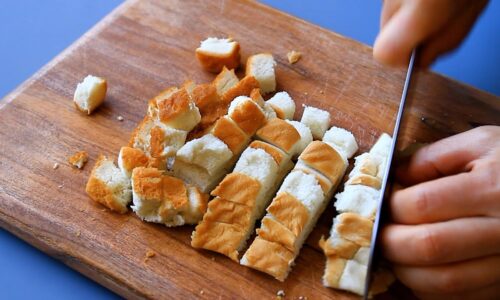 It’s so delicious that I cook it almost every day! Easy leftover bread recipe