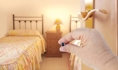 Hotelové hosty natáčejí v Číně při intimních chvílích skryté kamery. Videa se pak šíří