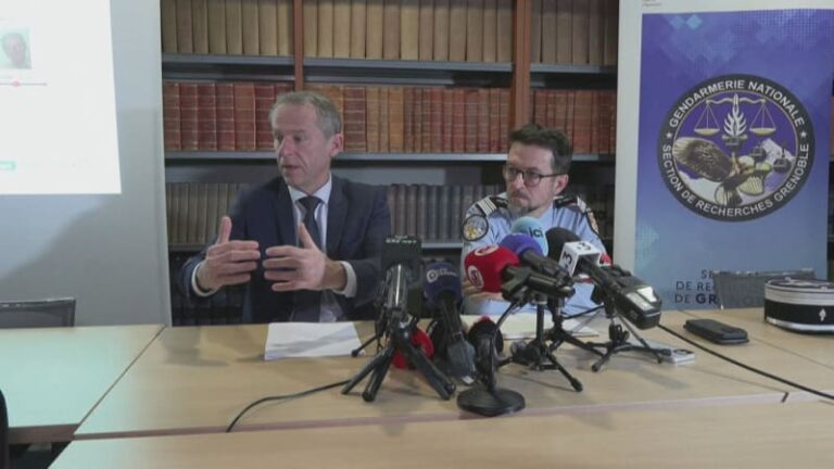 Hrůzný případ „milovníka kluků“: francouz jich zneužil 89, zabil i matku. prozradily ho deníky