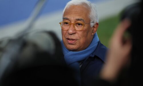 Európa musí investovať viac a lepšie, uviedol pred dnešným summitom Costa