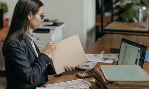 Rast reálnych miezd sa spomalí. pocit obyvateľov, že majú hlbšie do vrecka, nemusí to byť klam, tvrdí analytik