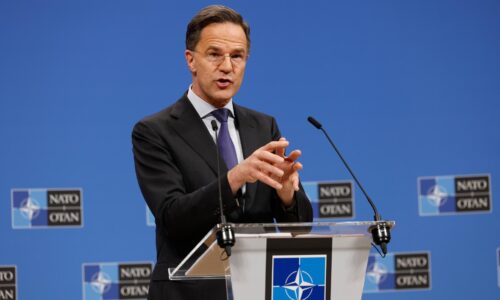 Spojenci Ukrajiny jej prisľúbili pomoc za miliardy. Potrebuje prostriedky protivzdušnej obrany, tvrdí Rutte