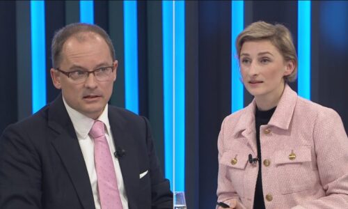 Pikora: Investujme peníze do dálnic. Chcete hlupáky na hezkých silnicích, opáčila Svobodová