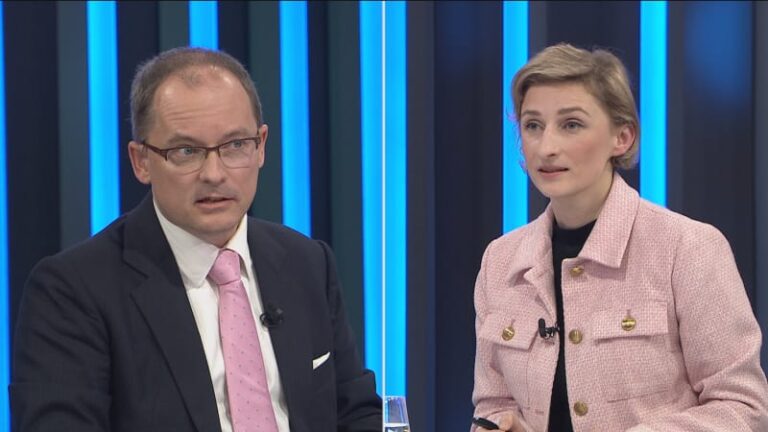 Pikora: investujme peníze do dálnic. chcete hlupáky na hezkých silnicích, opáčila svobodová