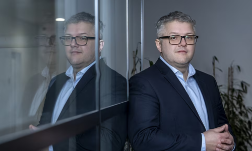 Zlato špekulanti nepokazia. Vyhrá, kto kupuje po malých čiastkach, vysvetľuje analytik