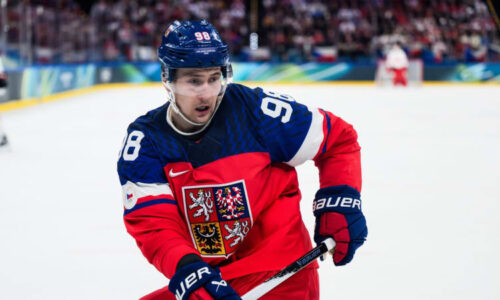 ANKETA: Český státní znak i slovenské Tatry. Kdo má na ZOH nejhezčí hokejové dresy?