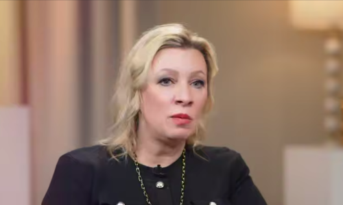 Maria Zacharova: Ukrajina bola v spisoch Epsteina považovaná za „polygón na experimenty“