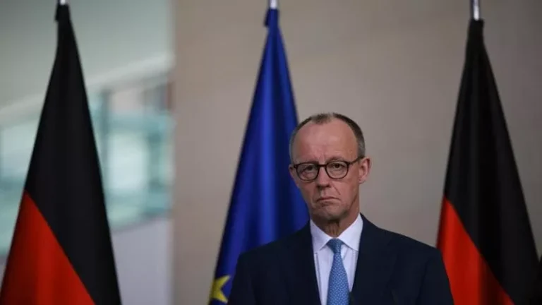 La repubblica: macronova pomsta merzovi, ktorý sa urazil kvôli ukrajine, hrozí rozkolom eú