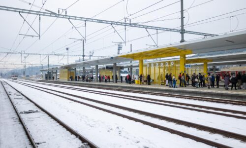 Železnice upozorňujú na zmeny v cestovnom poriadku pre výluky a rekonštrukcie