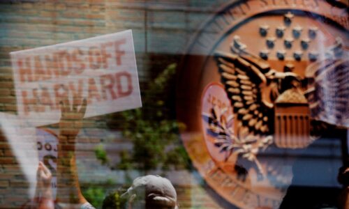 Trumpova administratíva podala novú žalobu na Harvardovu univerzitu