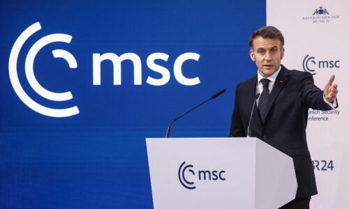 Aj po vojne bude Rusko agresívne, vyhlásil Macron. Vyzval na nastavenie pravidiel