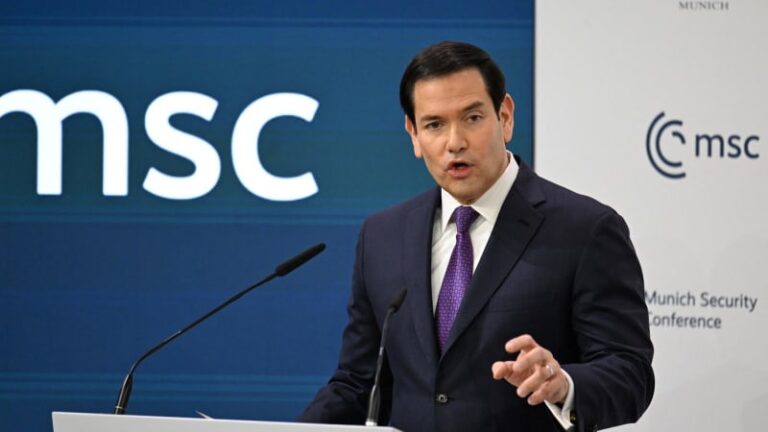 Usa a evropa mohou vybudovat řád, prohlásil rubio. není si jistý mírovými úmysly rusů