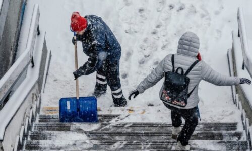 Chumelenice zasáhne v nejbližších hodinách Česko. MAPA ukazuje, kde bude ráno ležet sníh