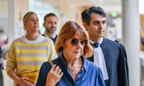 Zbavuji se tím hanby. Gisèle Pelicotovou nechával znásilňovat manžel, nyní o všem napsala knihu