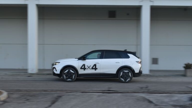 Elektrického opelu grandland: rozvážný rodinný silák, který spotřebou neoslní