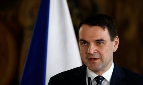 Česko sa drží politiky jednej Číny, tvrdí Macinka. Nová vláda chce zlepšiť vzťahy s Pekingom