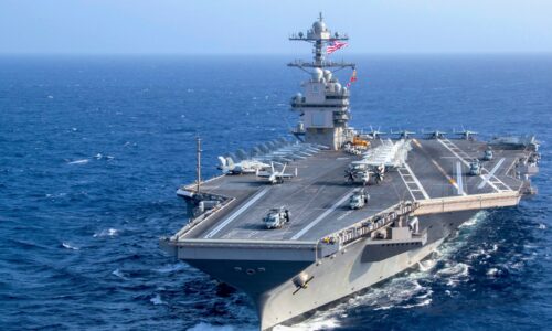 Jedna lietadlová loď Iráncov nevystrašila, tak USA posielajú ďalšiu