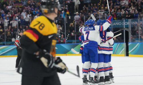 Američania potvrdili úlohu favorita proti Nemecku, skupinu ovládli suverénnym spôsobom