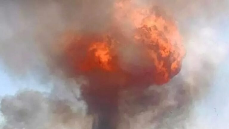 Osm mrtvých po výbuchu v obchodě s ohňostroji. další lidé v číně utrpěli popáleniny