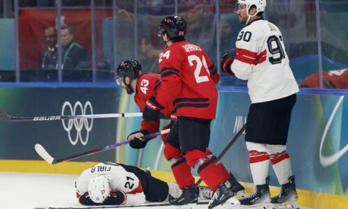 Fiala absolvoval operáciu po zlomenine nohy. Vynechá zvyšok základnej časti NHL