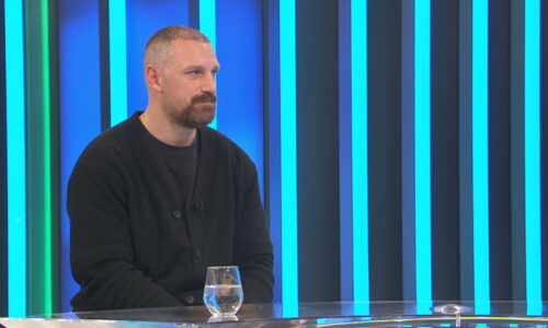 S Kanadou hrajme nebojácně, říká bývalý hokejista. Varuje před zaparkovaným autobusem na modré