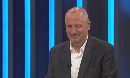 Ústup Motoristů? Cítím roli Václava Klause, uvedl Dolejší. Komárek zmínil pomstu