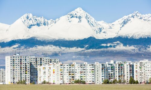 Na Slovensku chýba na základe odhadov 200-tisíc bytov