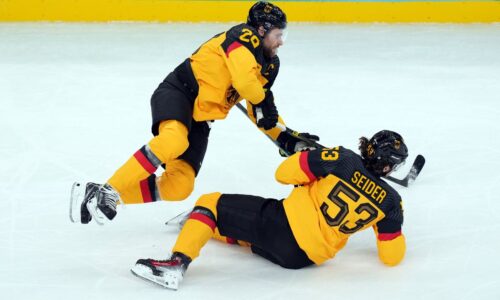 Šanca na boj o medaily, no takýto výkon stačiť nebude, píšu nemecké médiá. Upozorňujú na slabinu tímu