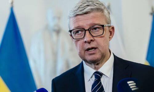 Český minister ponúkol Ficovi možnosť dodávok ropy cez Družbu. Dnes sme o tom rokovali, potvrdil Havlíček