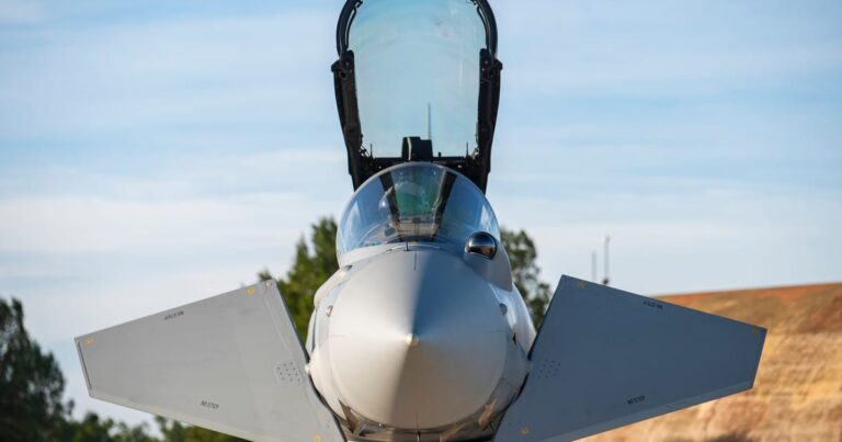 Franco-German fighter jet project in turmoil as Merz raises doubts – POLITICO