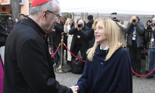 Kard. Parolin: Svätá stolica sa nezúčastní na zasadaní Rady mieru