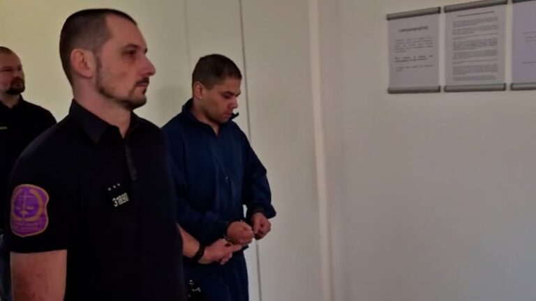 Matyáška mám v srdíčku, hájil se u soudu vrah. za ubití tříletého chlapce si má odsedět 18 let