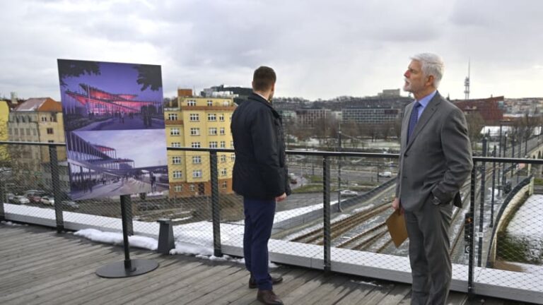 Pavel vyměnil diplomacii za kritiku: praze radil, jak na drogy. primátor mu oponoval